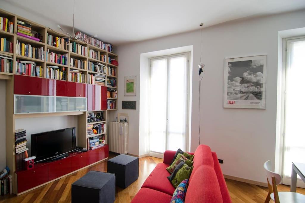 Ferienwohnung Quiet & Bright In A Sparkly District! Mailand Exterior foto